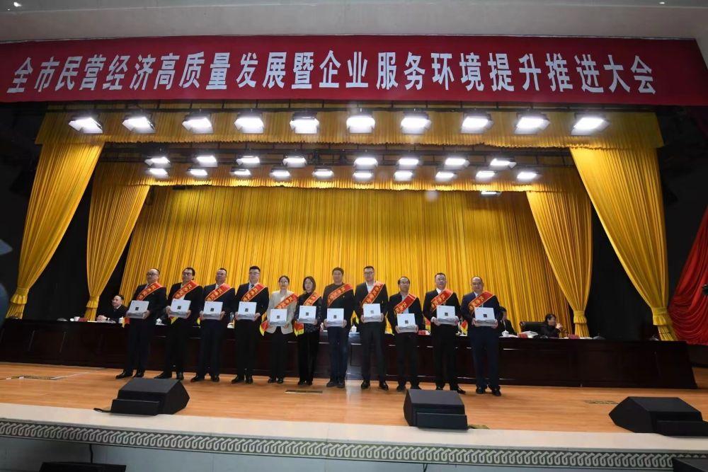 新澳全年免費(fèi)資料大全，探索與收獲，新澳全年免費(fèi)資料大全，探索之旅與收獲的時(shí)刻